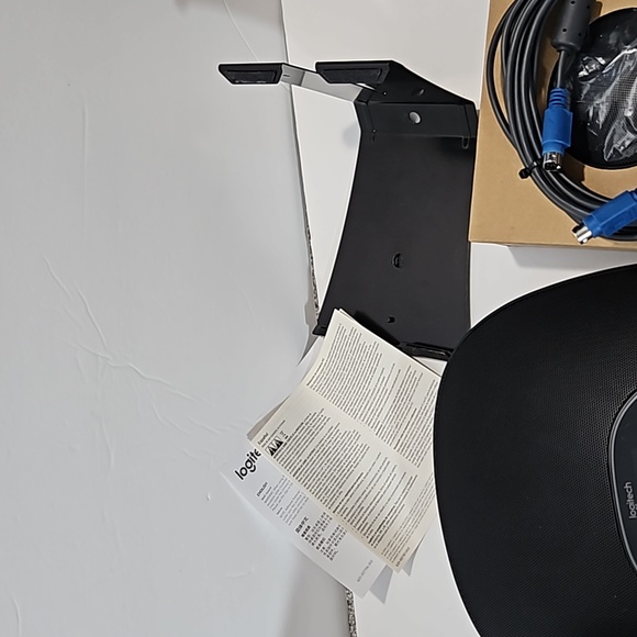 Logitech Group Wireless Video Conferencing Bundle w/ Camera 960-001060 - Picture 10 of 13